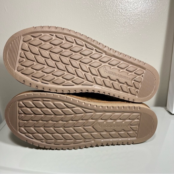 Koolaburra by UGG Short Boots NWOT - Picture 5 of 7